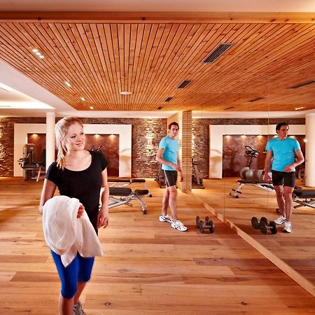 Hotel Berghof Crystal Spa & Sports تكس المظهر الخارجي الصورة
