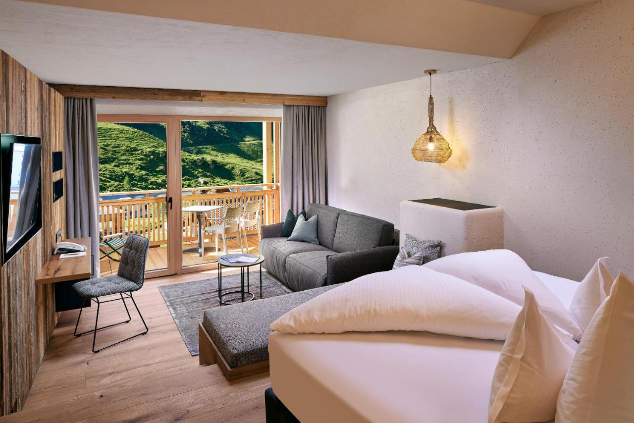 Hotel Berghof Crystal Spa & Sports تكس المظهر الخارجي الصورة