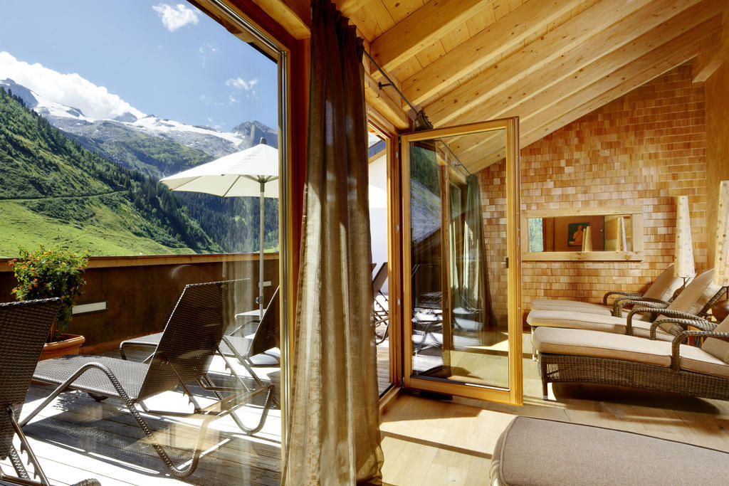 Hotel Berghof Crystal Spa & Sports تكس المظهر الخارجي الصورة